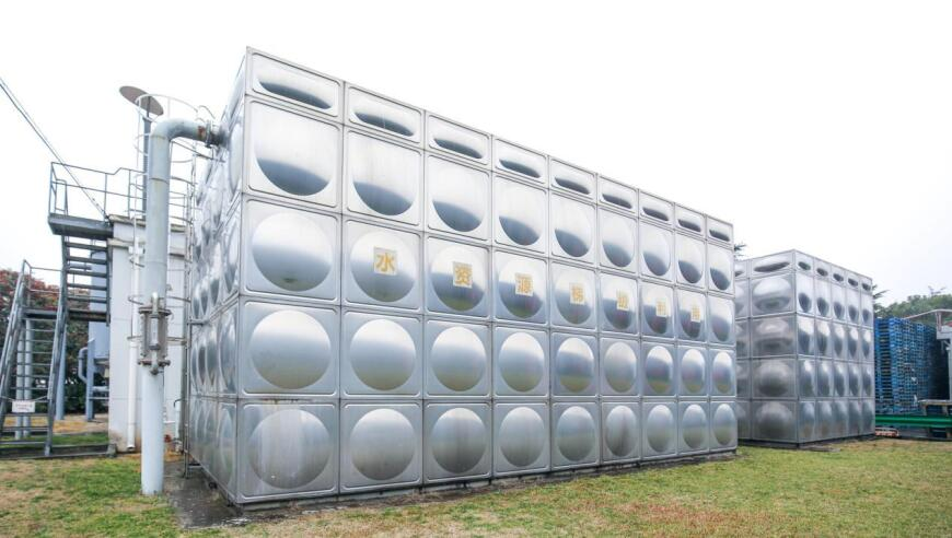 雷军介绍小米“黑灯工厂”,2025澳门管家婆资料一码一肖,作答解释落实的民间信仰_交互版V2.76