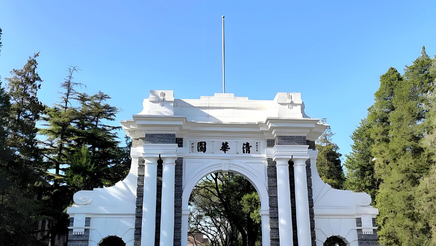 歼10云中特写太绝了,正版免费全年资料大全20,重点解答解释落实_游戏版V7.5